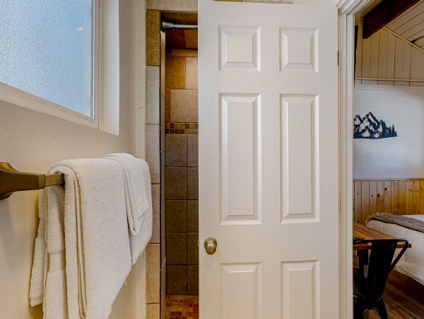 Lake Tahoe South Shore Home 1026010