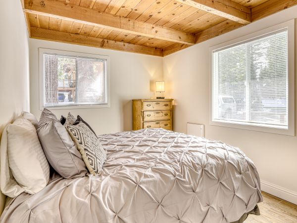 Lake Tahoe South Shore Home 1026018