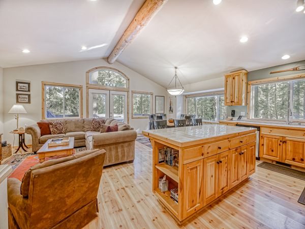 Lake Tahoe South Shore Home 1026020