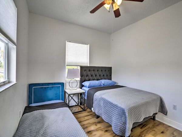 Five Bedroom Vacation Home in Clearwater with Private Pool