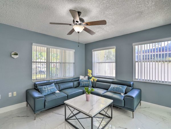 Five Bedroom Vacation Home in Clearwater with Private Pool