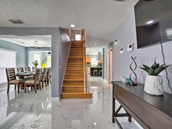 Five Bedroom Vacation Home in Clearwater with Private Pool