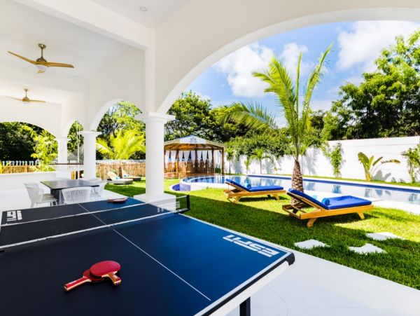 Tamarindo Vacation Pool Home Eight Bedroom