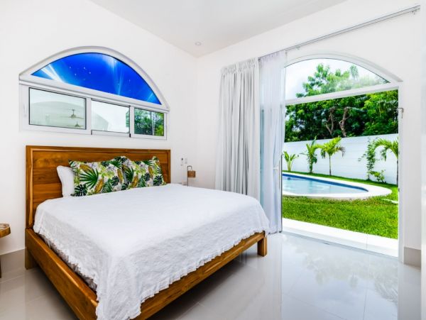 Tamarindo Vacation Pool Home Eight Bedroom