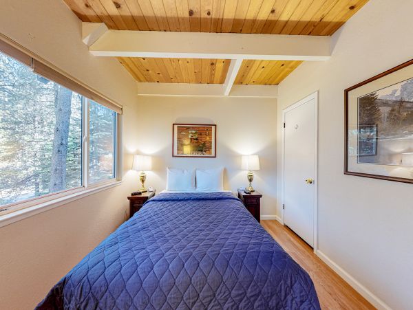 Lake Tahoe South Shore Home 1026024