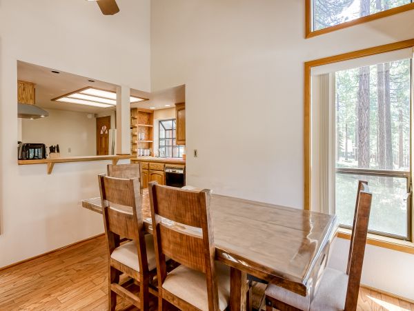 Lake Tahoe South Shore Home 1026025