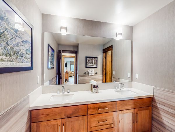 Lake Tahoe South Shore Home 1026026