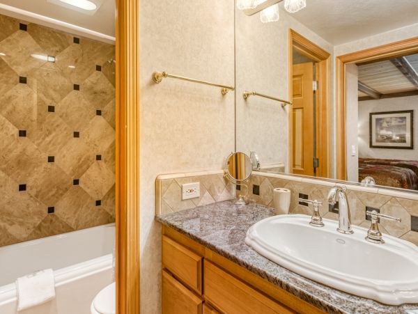 Lake Tahoe South Shore Home 1026027