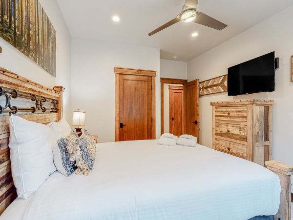 Lake Tahoe South Shore Home 1026030