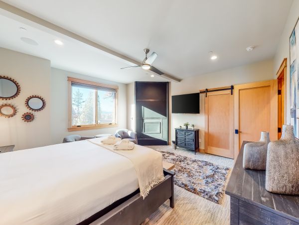 Lake Tahoe South Shore Home 1026031