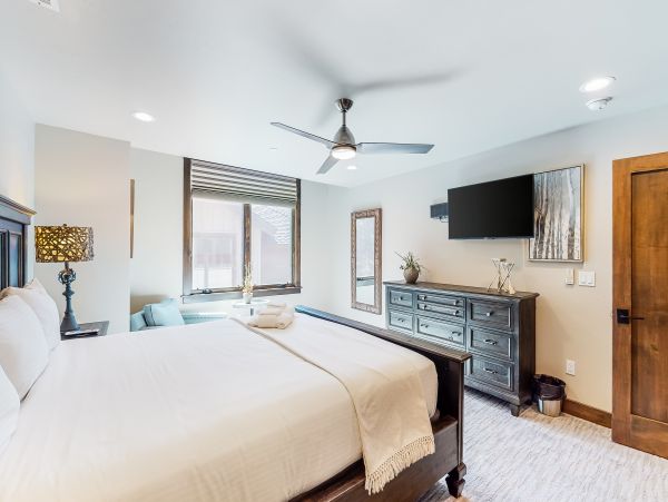 Lake Tahoe South Shore Home 1026032