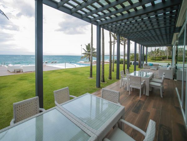 Luxurious Beachfront 10 Bedroom Villa in Dominican Republic