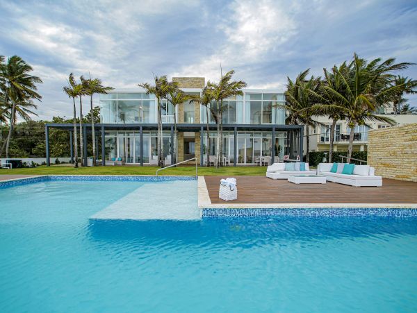 Luxurious Beachfront 10 Bedroom Villa in Dominican Republic