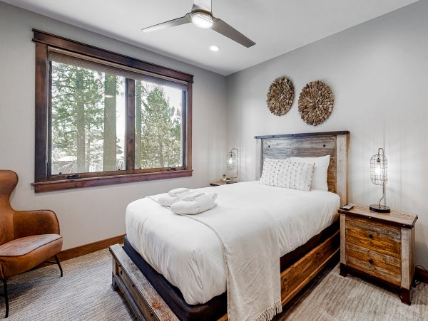 Lake Tahoe South Shore Home 1026035