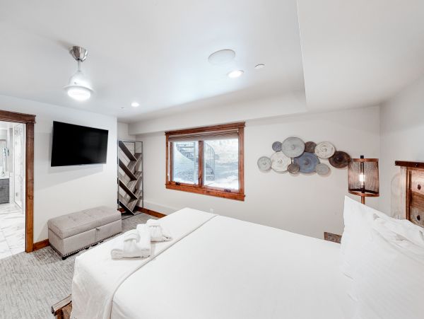 Lake Tahoe South Shore Home 1026040