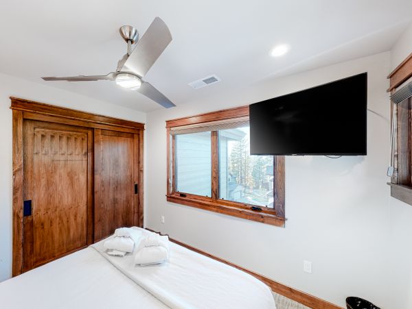 Lake Tahoe South Shore Home 1026040