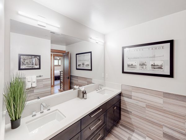 Lake Tahoe South Shore Home 1026040
