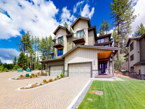 Lake Tahoe South Shore Home 1026042