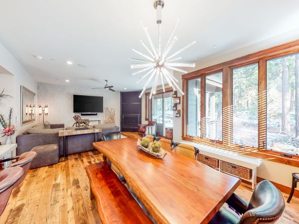Lake Tahoe South Shore Home 1026042