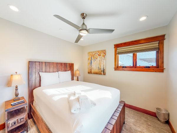 Lake Tahoe South Shore Home 1026042