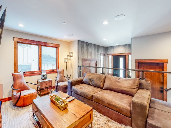 Lake Tahoe South Shore Home 1026042