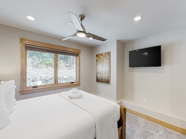 Lake Tahoe South Shore Home 1026043