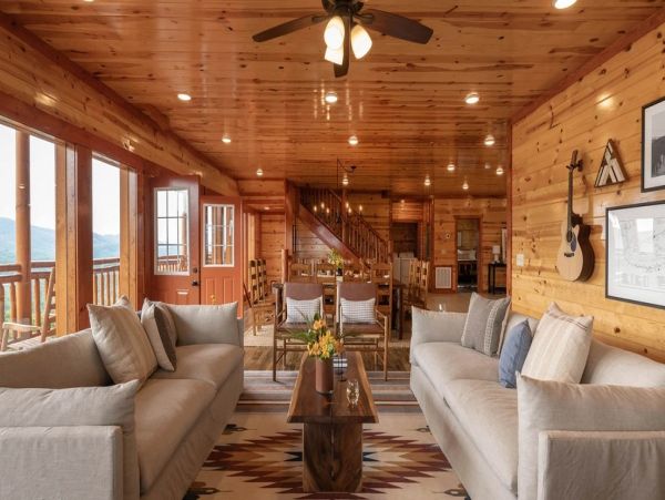 Pigeon Forge Twelve Bedroom Vacation Cabin with Private Pool