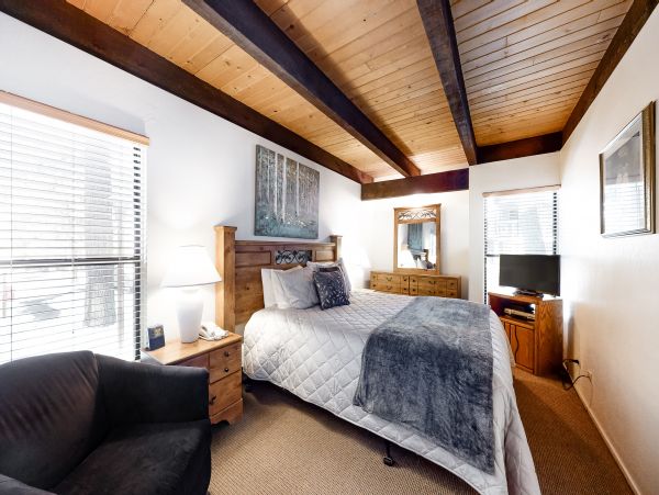Lake Tahoe South Shore Home 1026065