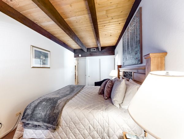Lake Tahoe South Shore Home 1026065