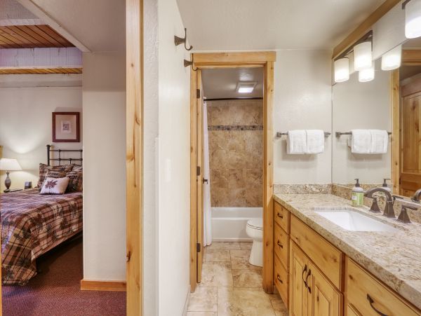 Lake Tahoe South Shore Home 1026070