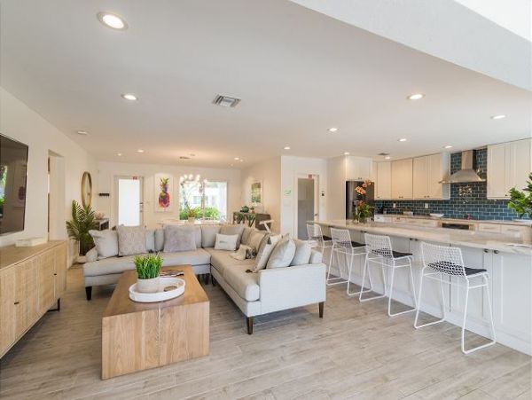 Discover Your Ideal Waterfront Retreat in Fort Lauderdale