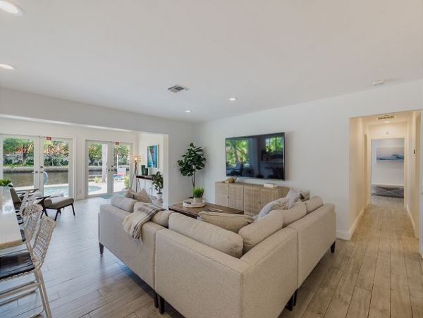 Discover Your Ideal Waterfront Retreat in Fort Lauderdale