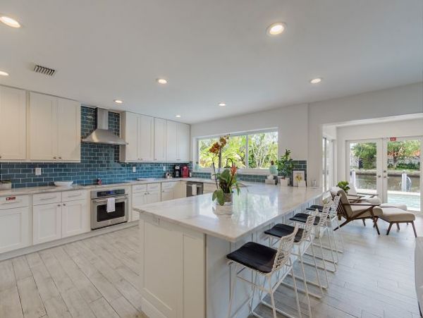 Discover Your Ideal Waterfront Retreat in Fort Lauderdale