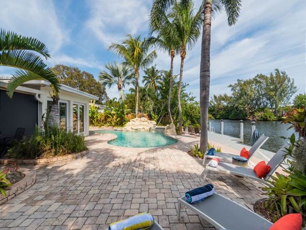 Discover Your Ideal Waterfront Retreat in Fort Lauderdale
