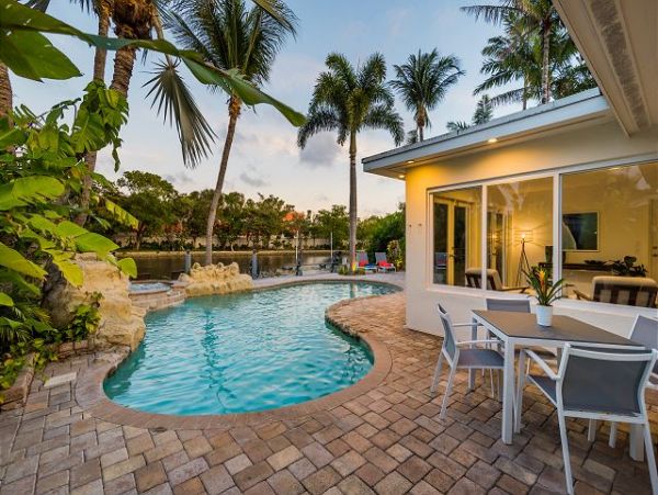 Discover Your Ideal Waterfront Retreat in Fort Lauderdale