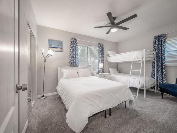 Lovely 4 Bedroom Home with Private Suite