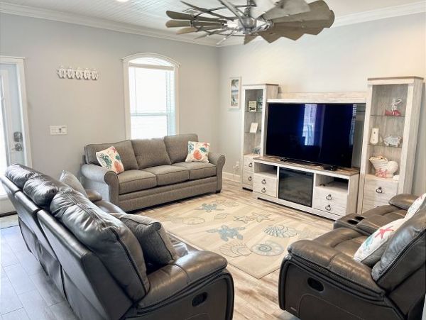 Navarre Beach 4 Bedroom Vacation Home Sleeps 13