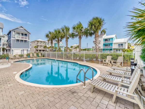 Navarre Beach 4 Bedroom Vacation Home Sleeps 13