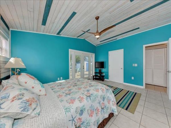 Lido Key Vacation Home Three Bedroom