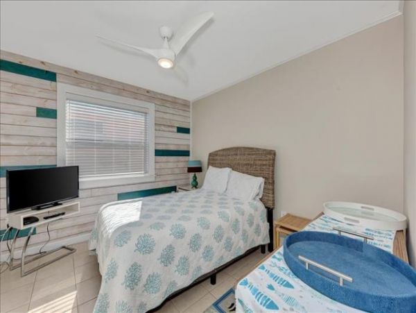 Lido Key Vacation Home Three Bedroom