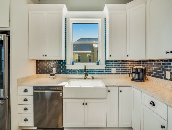 Navarre Beach Vacation Home Five Bedroom Walk to Beach