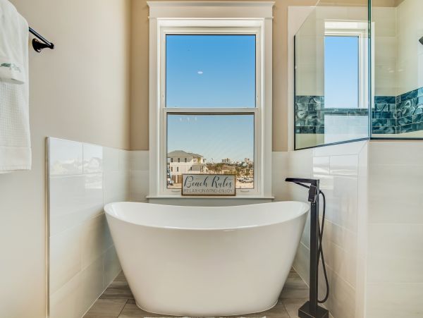 Navarre Beach Vacation Home Five Bedroom Walk to Beach