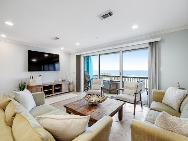 Beautiful Beachfront 4 Bedroom Rental in Navarre Beach