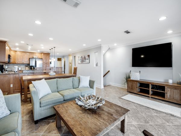 Beautiful Beachfront 4 Bedroom Rental in Navarre Beach