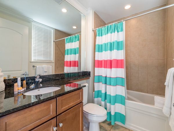 Navarre Beach Vacation Home Four Bedroom Walk to Beach