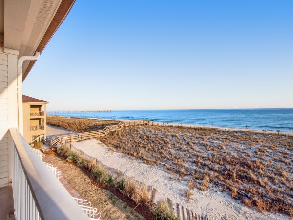 Delightful Vacation Condo with Full Ocean Views