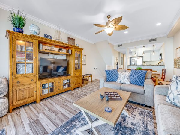 Delightful Vacation Condo with Full Ocean Views
