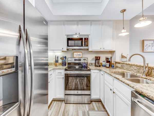 Delightful Vacation Condo with Full Ocean Views