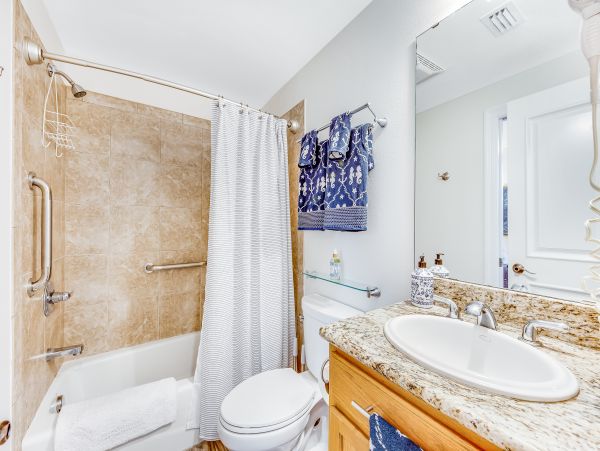 Delightful Vacation Condo with Full Ocean Views