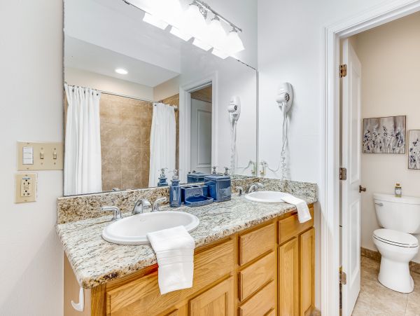 Delightful Vacation Condo with Full Ocean Views